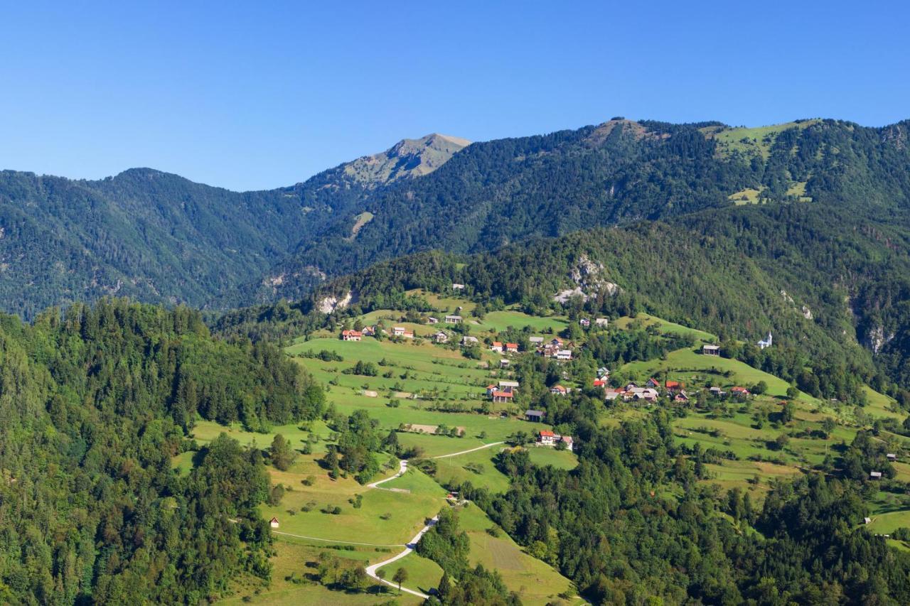 Apartma Na Ravnicah Cerkno Bagian luar foto